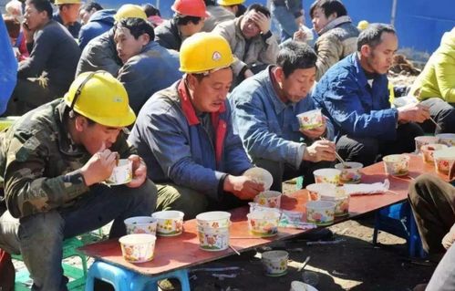 1元午餐实收多913元，一场意外的善款与人性光辉的交汇