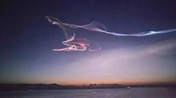 杭州上空现两个太阳，神秘天象背后的科学解释