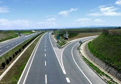 2021年高速公路免费通行指南，时间、规则与注意事项
