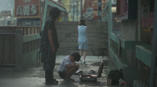 被遗忘的角落，疯女关黑屋数十年的悲剧与启示