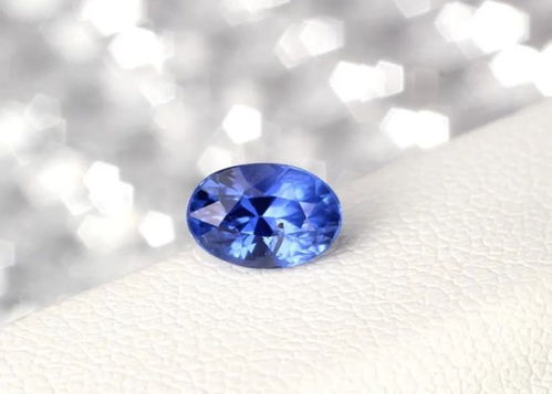 珠宝玉石质量检验师，揭开宝石的神秘面纱