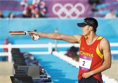 铅球，体育课上的重量级选手