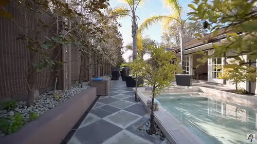 尊重与边界，关于女子带娃私闯豪宅事件的深思