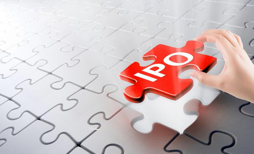 真人CS游戏，投资成本解析与盈利潜力分析