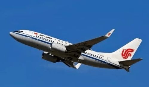 国航一航班32人阳性，了解新冠病毒传播与航空旅行安全