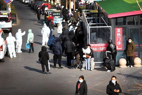 北京疫情新动态，本土感染者激增，社会面挑战加剧