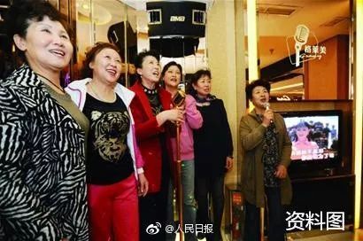 KTV陪唱女，了解她们的世界与挑战