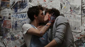 爱与痛的边缘，当未婚的女儿遭遇母亲的暴力