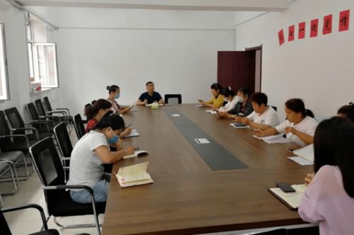 新疆疫情新动态，一家三口确诊，社区防控升级