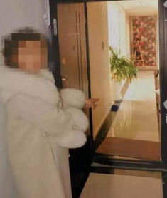 情侣扎刀测验，真爱的试金石还是感情的破坏者？