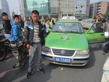 湖南逆行司机逃跑事件，安全驾驶的重要性与法律后果